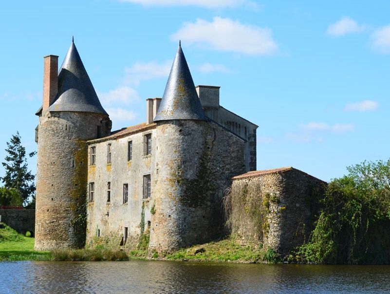 1853年 古書 LES RÉCITS DU CHÂTEAU 1853年 古書 LES RÉCITS DU CHÂTEAU 1853年 古書 LES RÉCITS DU