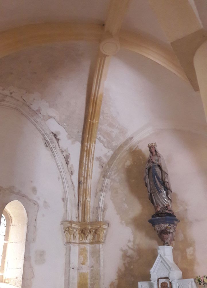 Eglise Saint Jean à Cours - infiltrations