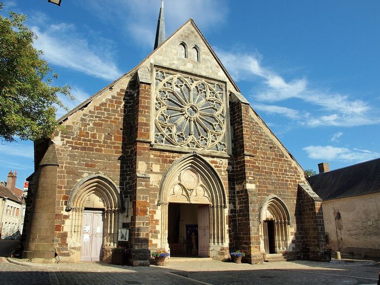 Quand L'eglise Designe Quelqu'un Comme Un Saint